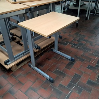12x Schoolbureau