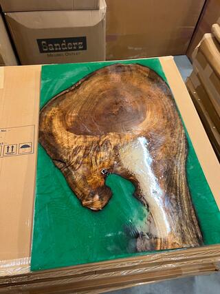 Epoxy tafelblad suar/walnoot SanderZ, bouwjaar 2025