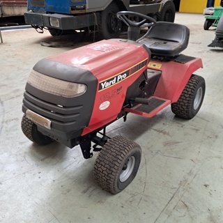 Zitmaaier, Yard Pro