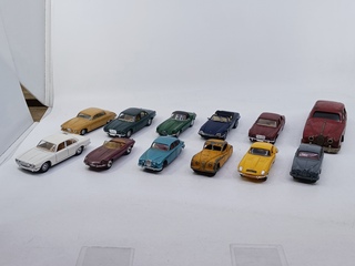 12x Miniatuur Jaguar, diverse modellen