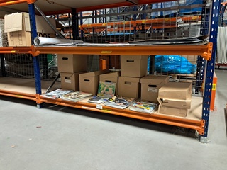 Partij naslagwerken, documentatie en autobladen