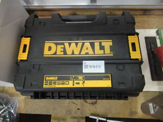 Boor hakhamer Dewalt, D25134K