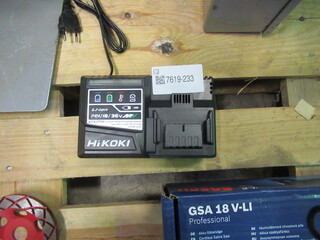 Accu Oplader Hikoki, UC 18YSL3