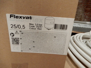expansievat Flamco, flexcom, rood
