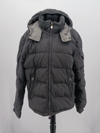 Jas, maat 2, Moncler