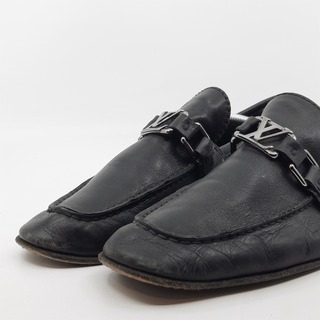 Paar instappers, maat 5 1/2, Louis Vuitton