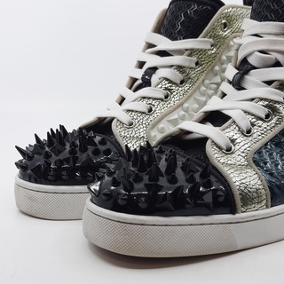 Paar sneakers, maat 41 1/2, Christian Louboutin