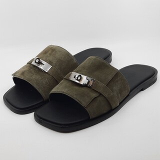 Paar slippers, maat 44, Hermès