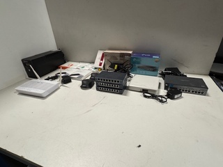 Partij diverse hardware en software