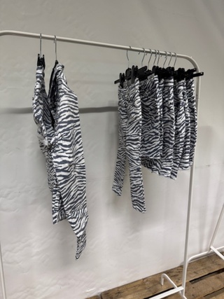 Ca. 80x Kinderkleding LTB, zebra