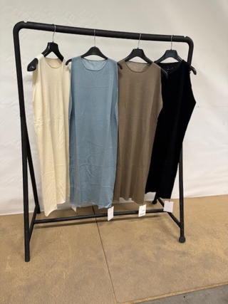 Ca. 41x Jurk cashmere  So Good to Wear, Bari