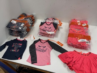 Ca. 60x Babykleding Born to be Famous