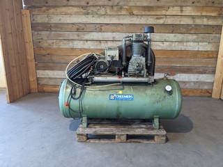 Compressor met toebehoren, Creemers, CST 900, 1997
