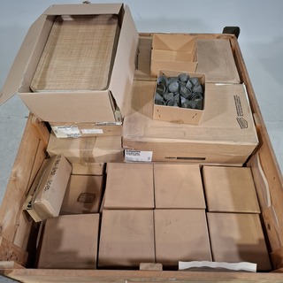 Dienbladen en trechters,  o.a Cambro