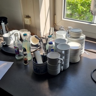 Divers servies en decoratie