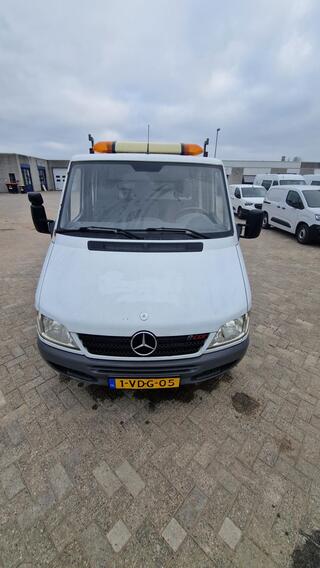 Bestelauto, MERCEDES-BENZ, 208 CDI met open laadbak, 2006