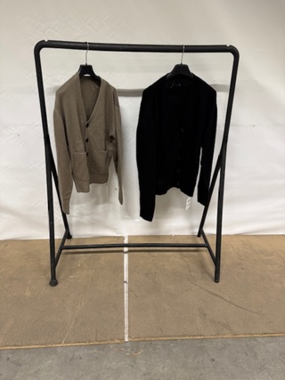 Ca. 14x Vest cashmere So Good to Wear, Otten, dust, black en tar