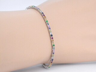 Witgouden tennisarmband met multi colour edelstenen