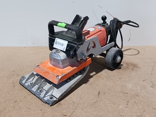 Tapijtstripper 230V ~ Uzin Utz / Wolff, Duro-Stripper 2.0, bouwjaar 20