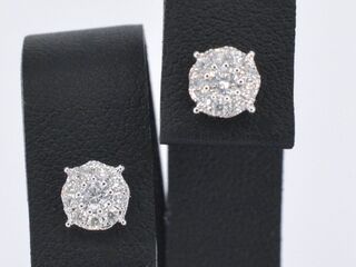 Witgouden oorbellen met briljant geslepen diamanten