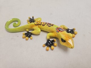 Graffiti salamander sculptuur