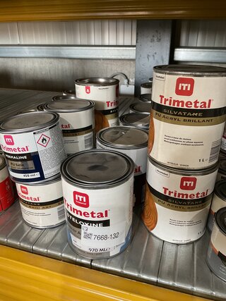 Ca. 19x Diverse Trimetal oa. Acrylvernis