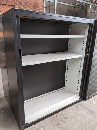 2x Archiefkast zwart