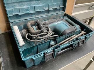Breekhamer, Makita, HM1213C, 2023