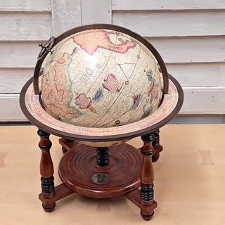 Terrestrial tafel globe