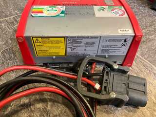 Batterij lader Belatron, 24V 50A, Rood, bouwjaar 2017