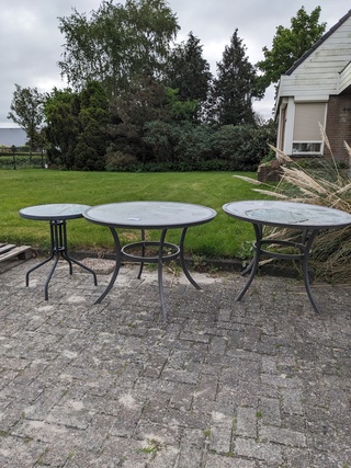 3x Tuintafel