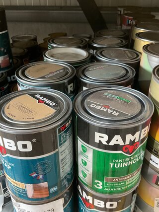Ca. 29x Rambo diverse lak en beits