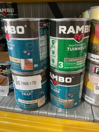 Ca. 29x Rambo diverse lak en beits