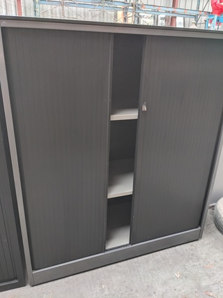 2x Archiefkast zwart