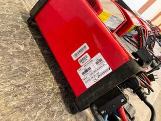 Batterij lader Micropower, 24V 60A, Grijs, bouwjaar Onbekend