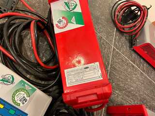 Batterij lader Fronius, 24V 50A, Rood, bouwjaar Onbekend