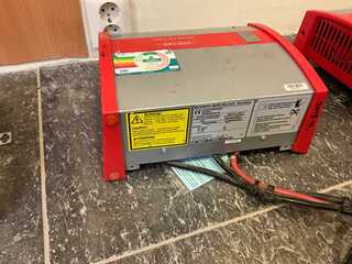 Batterij lader Belatron, 24V 50A, Rood, bouwjaar 2017