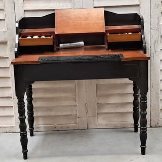 Chopin’s Desk