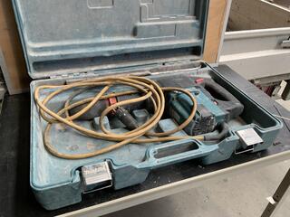 Breekhamer, Makita, 1202C