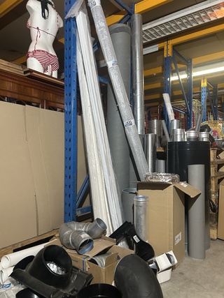 Partij installatiemateriaal buizen/koppelstukken