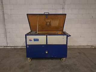 Materiaal kist verrijdbaar
