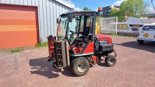 Kooimaaier met cabine, Toro, Reelmaster 3240-D