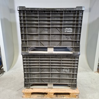 2x Kunststof palletbox