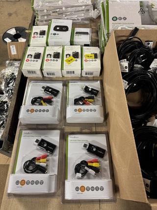 Ca. 55x Nedis elektronica en gadgets