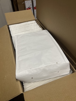 Ca. 1100x Luchtkussen envelop 240x345mm TAP, Comebag