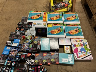 Ca. 47x Diverse spellen en speelgoed W.o. UNO, Playmobil