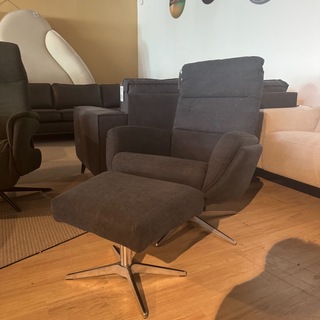 Relaxfauteuil + voetenbank – antraciet stof – manueel verstelbaar – ch