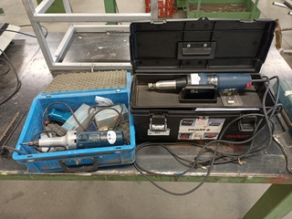 2x Rechteboormachine, AEG En Bosch
