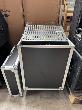 Mengpaneel met flightcase Eurotrack MX 2804