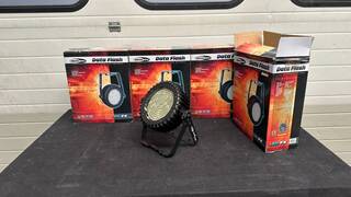 4x led strobe Showtec, Data flash